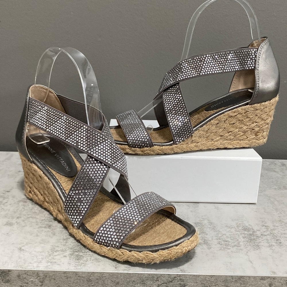 Adrienne Vittadini Women's Barri Strappy
Espadrille Wedge Sandals Size 7